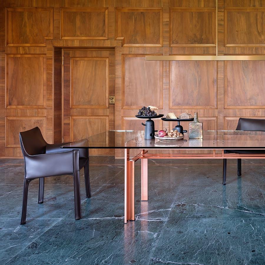 Cab 413 Cowhide chair | Mario Bellini | Cassina