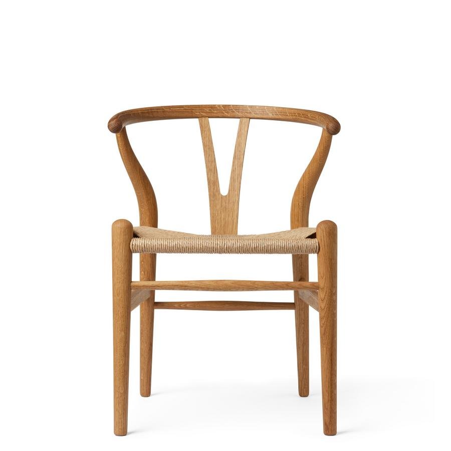 Carl Hansen & Søn - CH24 Wishbone Chair | Connox
