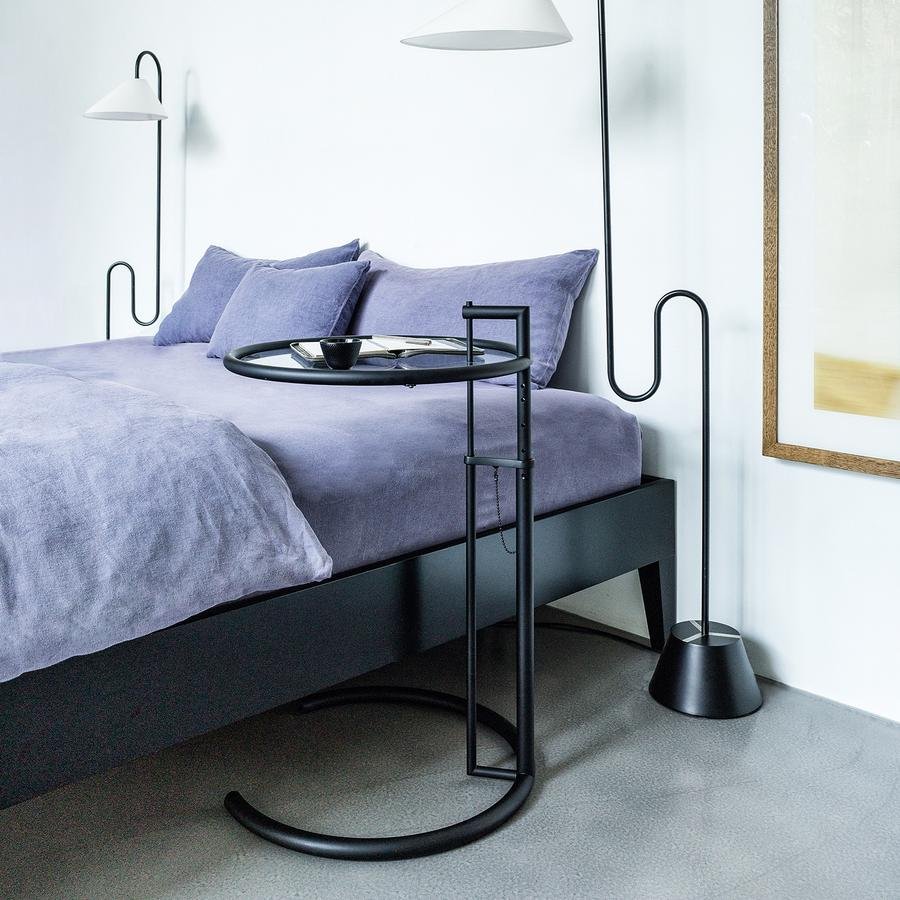 Adjustable Table E 1027 Black Version, Black metal top
