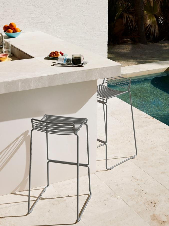 スツール HAY HEE BAR STOOL LOW Hee Bar Stool Low, White from HAY | RoyalDesign