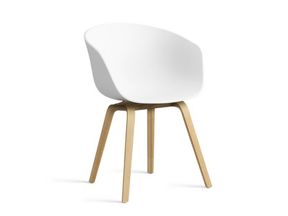About A Chair AAC 22 White 2.0|Lacquered oak