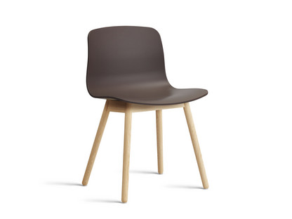 About A Chair AAC 12 Raisin 2.0|Soap treated oak
