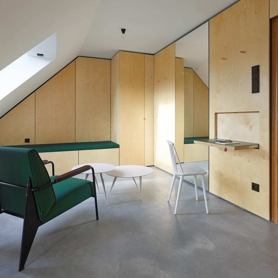 J77 Chair | Hay | Dining Room Chairs - Designer furniture