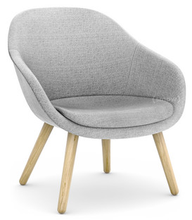 About A Lounge Chair Low AAL 82 Hallingdal - light grey|Lacquered oak|With seat cushion