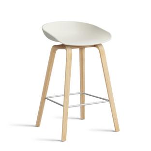 About A Stool AAS 32 Kitchen version: seat height 64 cm|Soap treated oak|Melange cream 2.0