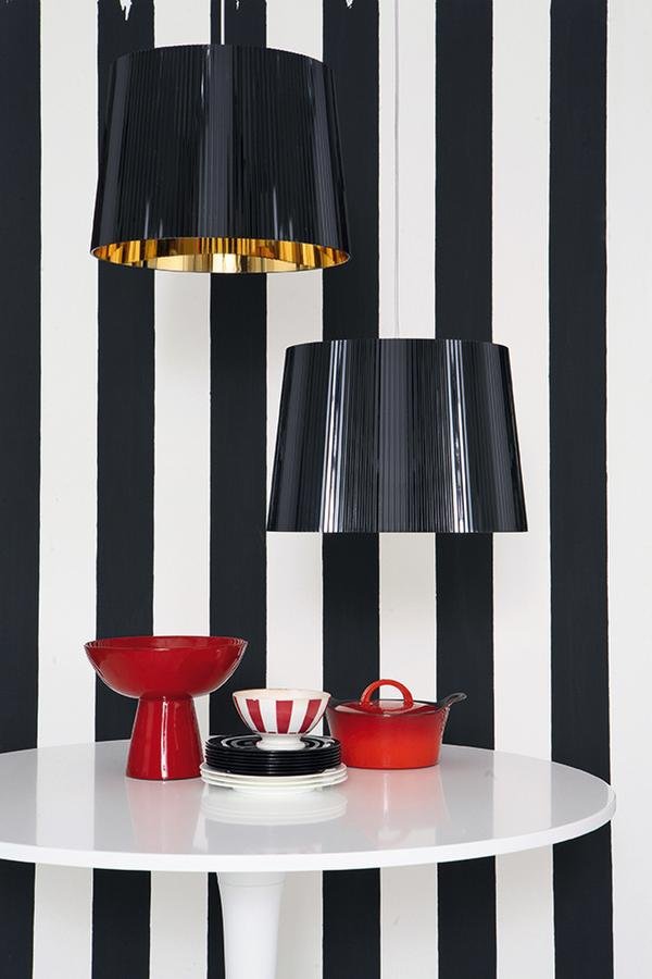 Kartell GE 黒ゴールド ジェー｜Kartell｜カルテルオフィシャルサイト｜イタリア製 家具