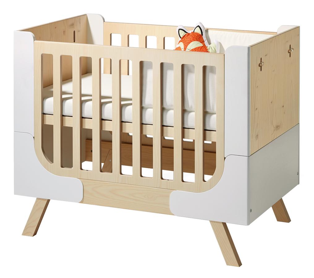 baby cot