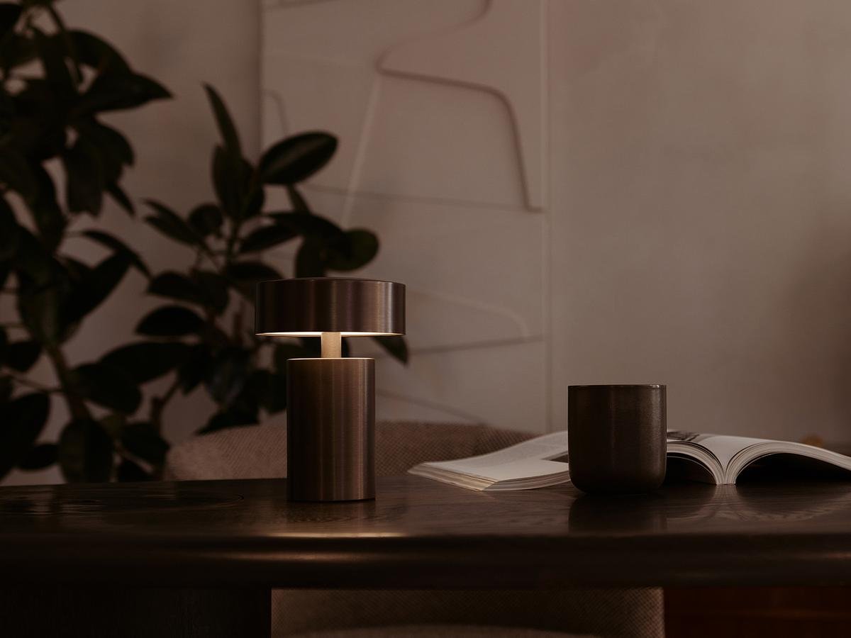 menu column table lamp