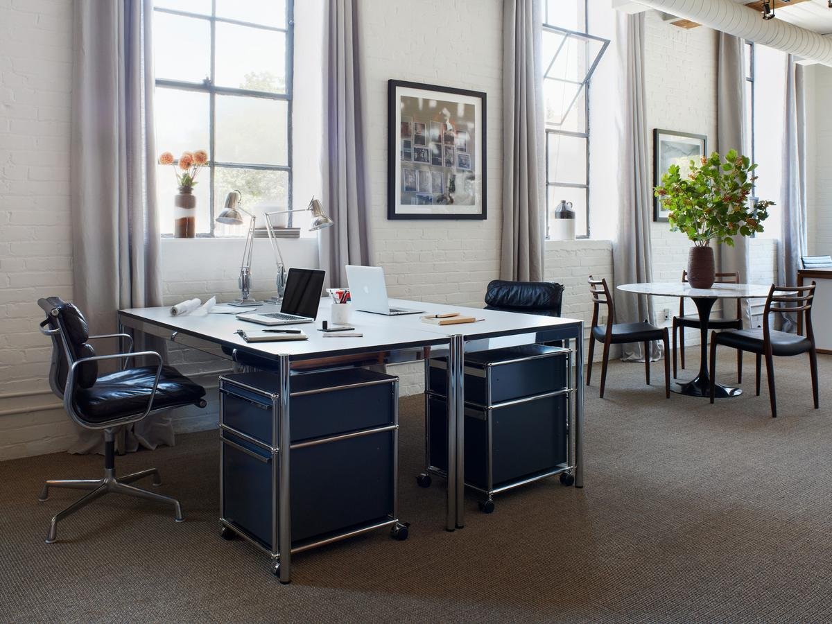 USM Haller Table, 200 x 75 cm, Linoleum, Nero | USM Haller | USM Haller ...