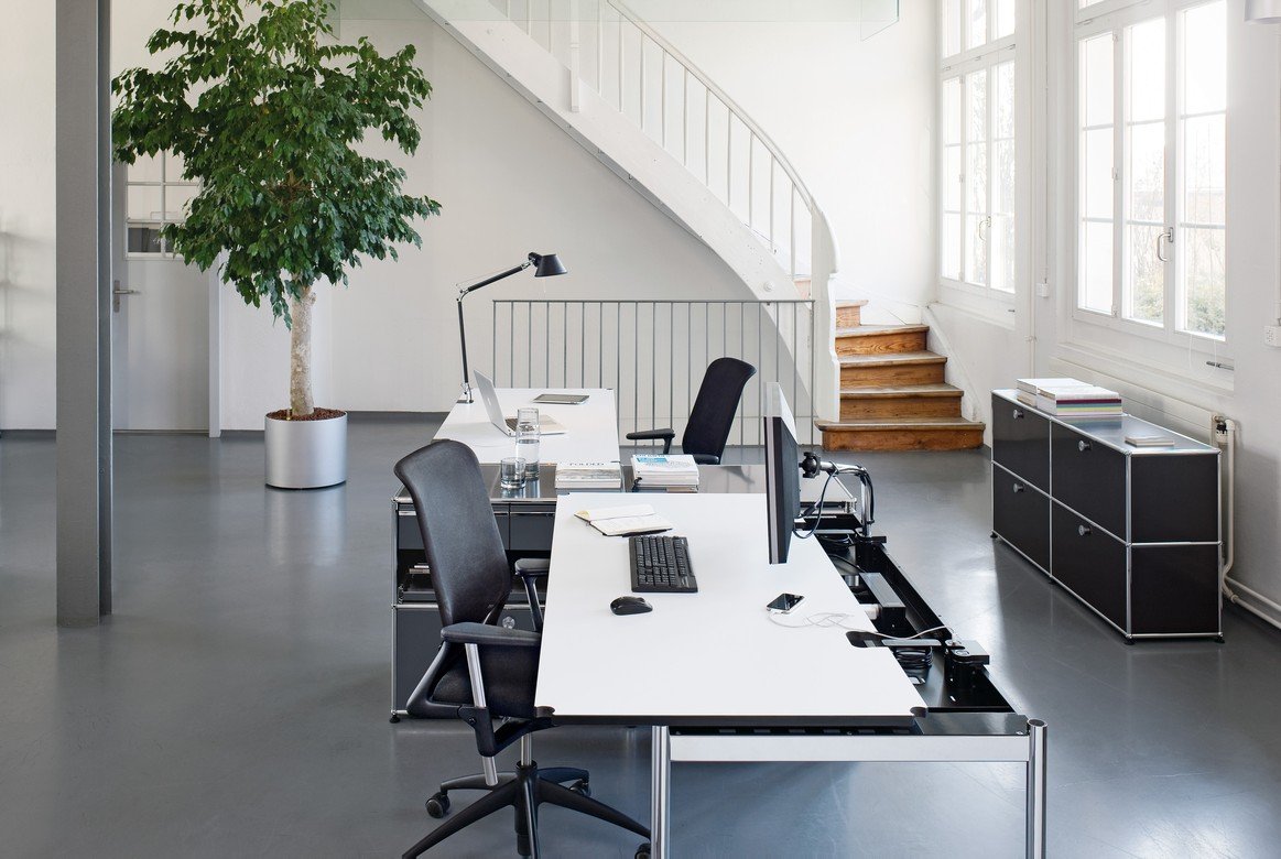 USM Haller Table Advanced | USM Haller | USM Haller Desks