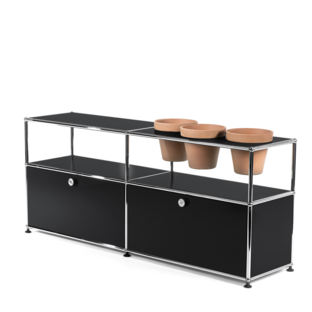 USM Haller Plant World Sideboard Graphite black RAL 9011|With 2 drop-down doors|With 3 pots on the right|Terracotta