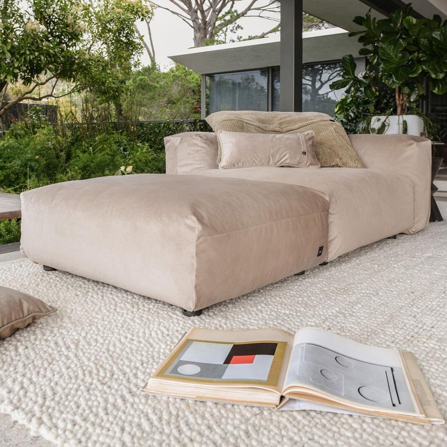 Two Seat Sofa M, Cord velours - Sand | Vetsak | Sofa