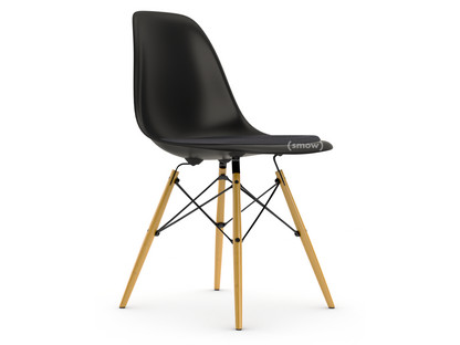 ontmoeten Reageren oppervlakkig Vitra Eames Plastic Side Chair DSW, Deep black, With seat upholstery, Dark  grey, Standard version - 43 cm, Yellowish maple by Charles & Ray Eames,  1950 - Designer furniture by smow.com