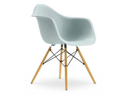 Vitra Eames Plastic Armchair Ice grey, Without upholstery, Without upholstery, Standard version - 43 cm, Yellowish maple by Charles & Ray Eames, 1950 - Designer furniture by smow.com