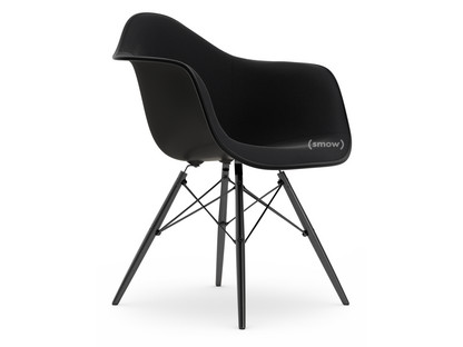 Eames Plastic Armchair RE DAW Deep black|With full upholstery|Nero|Standard version - 43 cm|Black maple