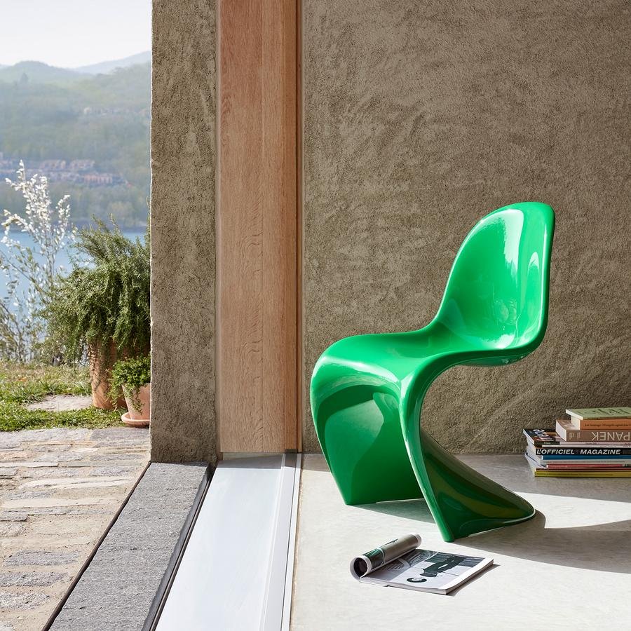Panton Chair Classic, Black | Vitra | by Verner Panton, 1958