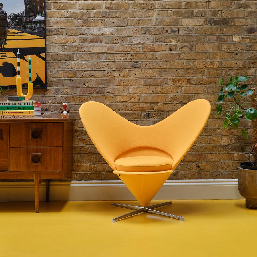 Verner panton on sale heart cone chair