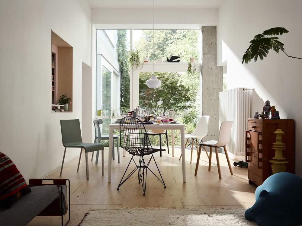 03 | Vitra | Chairs - Designer furniture from smow