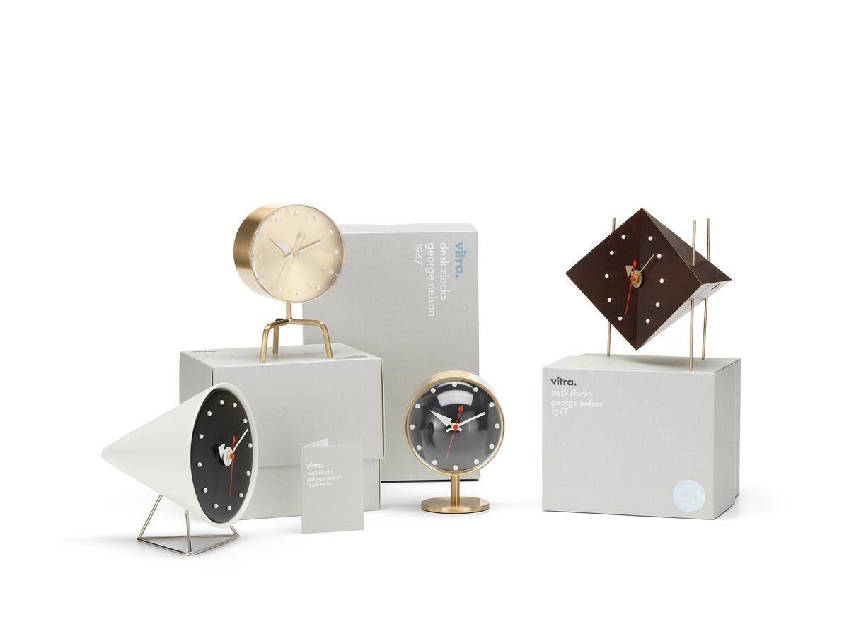 Tripod Clock | Vitra | Clocks - Designer furniture from smow
