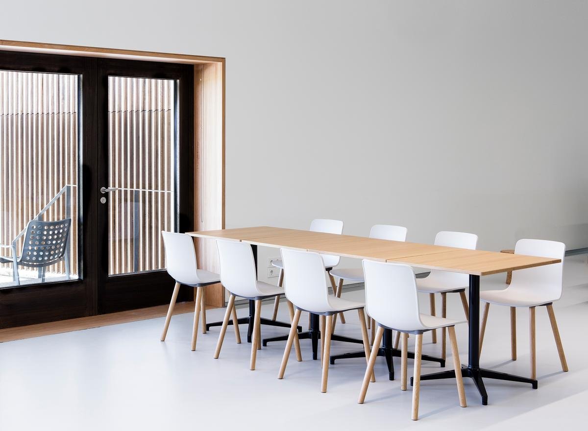 Bistro Table Indoor | Vitra | Tables - Designer furniture from smow