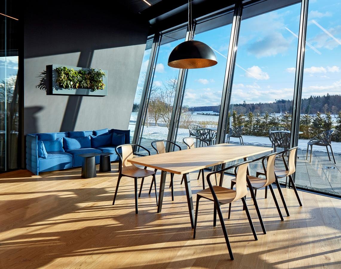 Belleville Armchair Wood | Vitra | Chairs - Designer