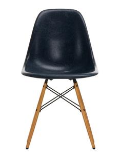 Eames Fiberglass Chair DSW Eames navy blue|Yellowish maple