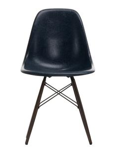 Eames Fiberglass Chair DSW Eames navy blue|Black maple