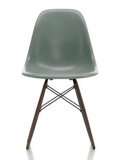 Eames Fiberglass Chair DSW Eames sea foam green|Dark maple