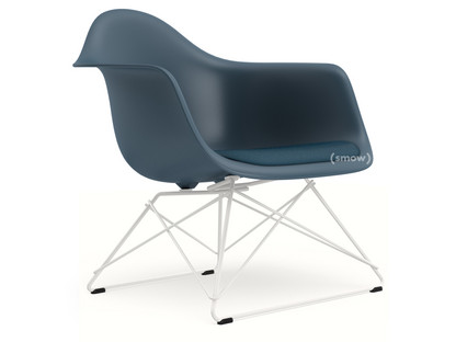 Eames Plastic Armchair RE LAR Sea blue|Seat upholstery sea blue / dark grey|Coated white