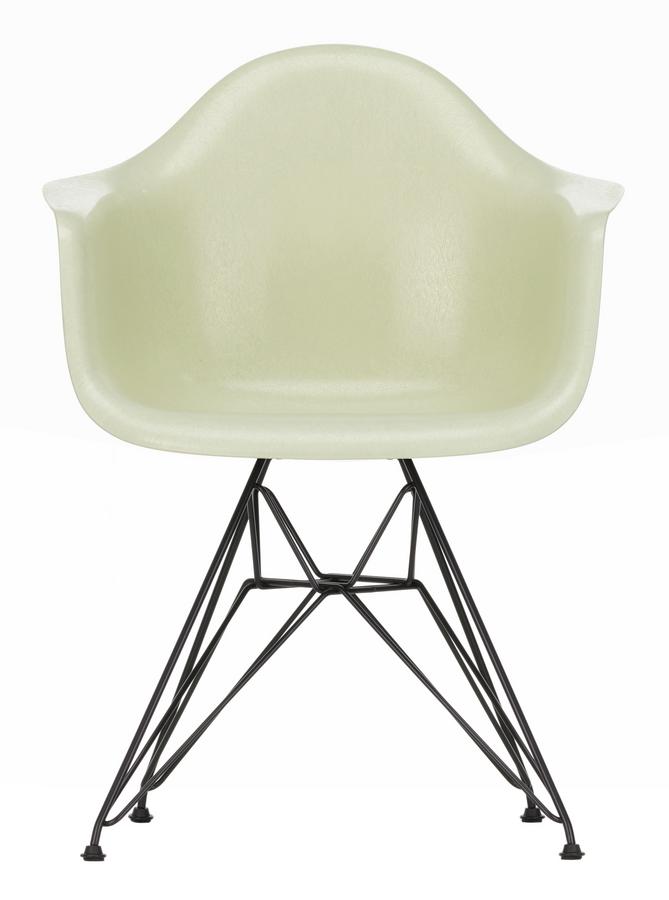Eames Fiberglass Armchair DAR Eames parchment Basic dark Vitra