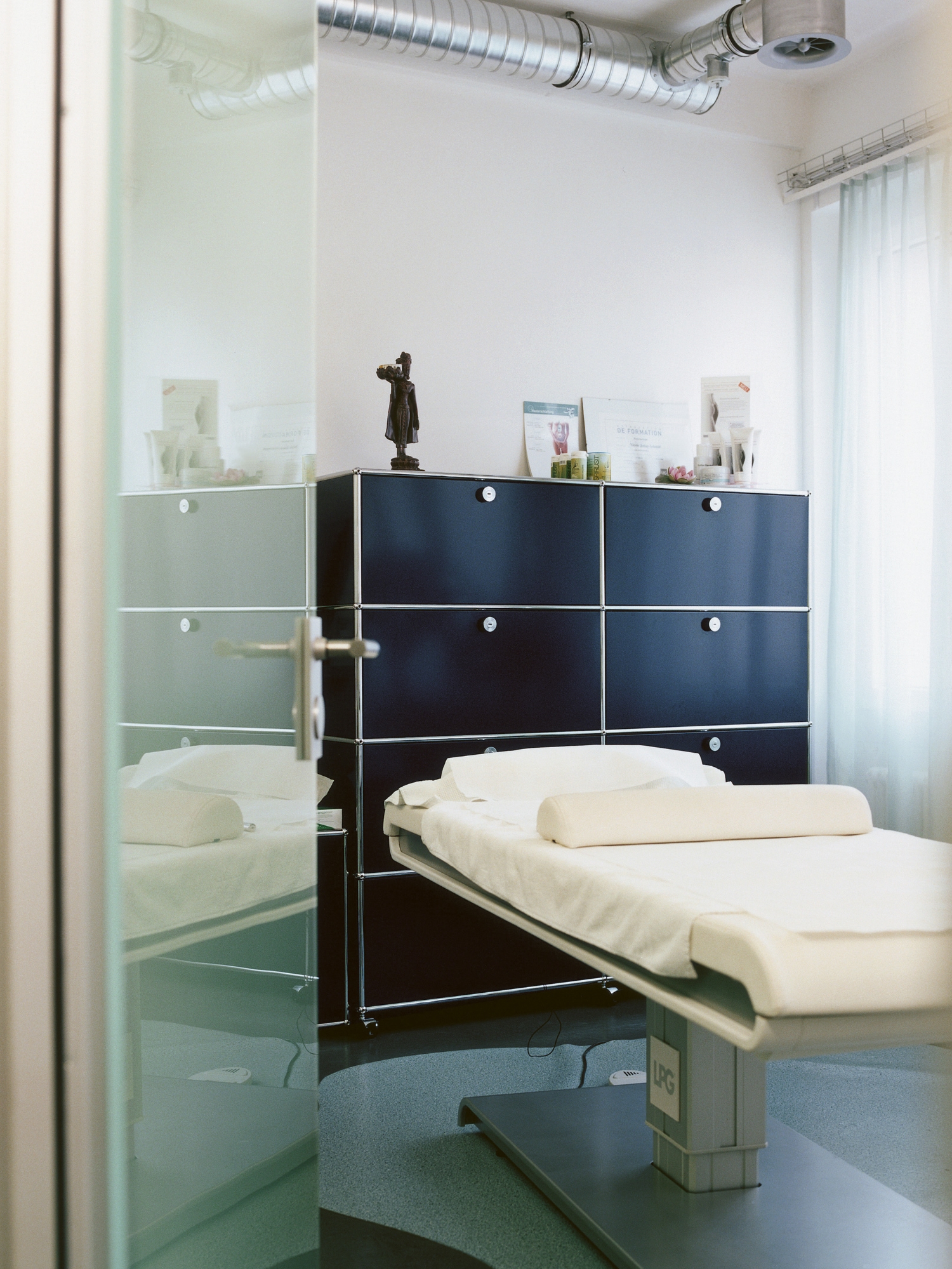 USM Haller Highboard in the treatment room