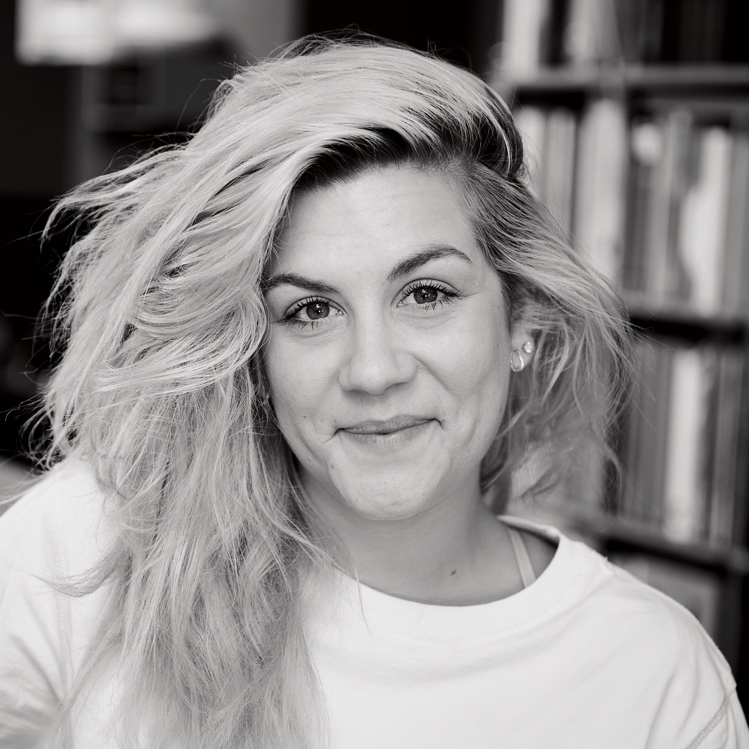 Katharina  Schuh