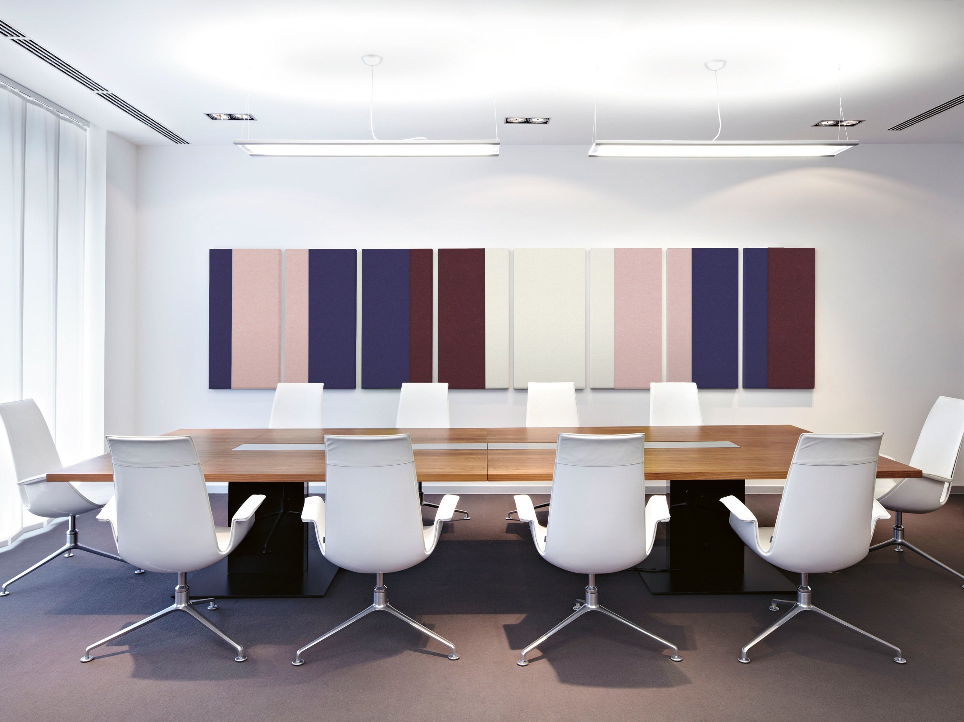 Optimale Akustik im Büro Konferenzraum