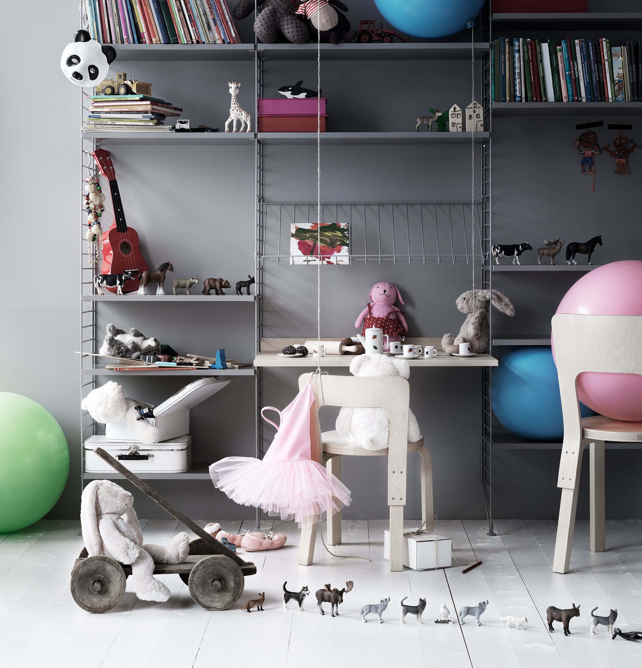 Children's Stool N65 | Artek | by Alvar Aalto, 1935 - Originals