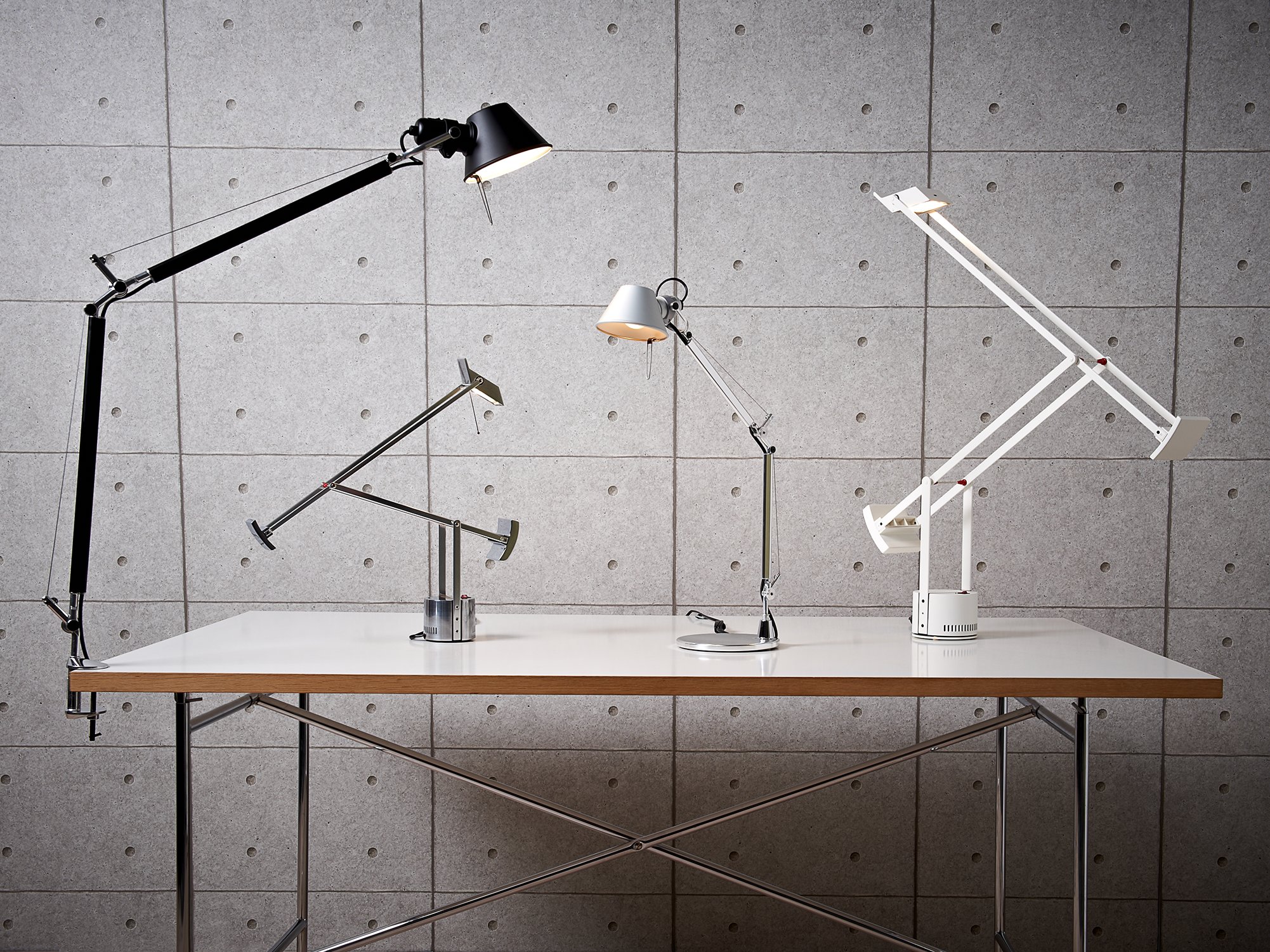 Tolomeo Micro Table Lamp, Alu polished | Artemide | Desk Lamps