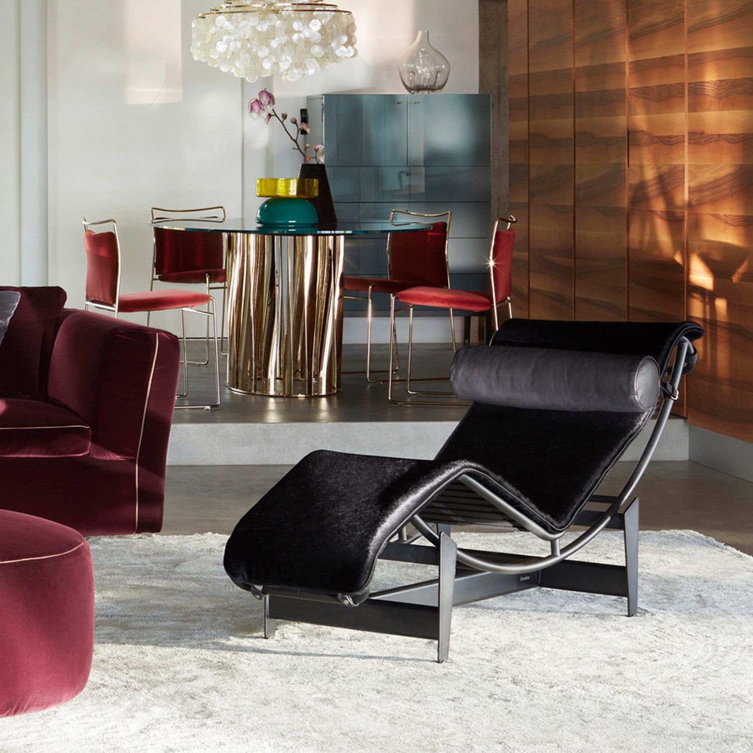 Chaise longue à reglage continu, Matt black lacqured, Black hide