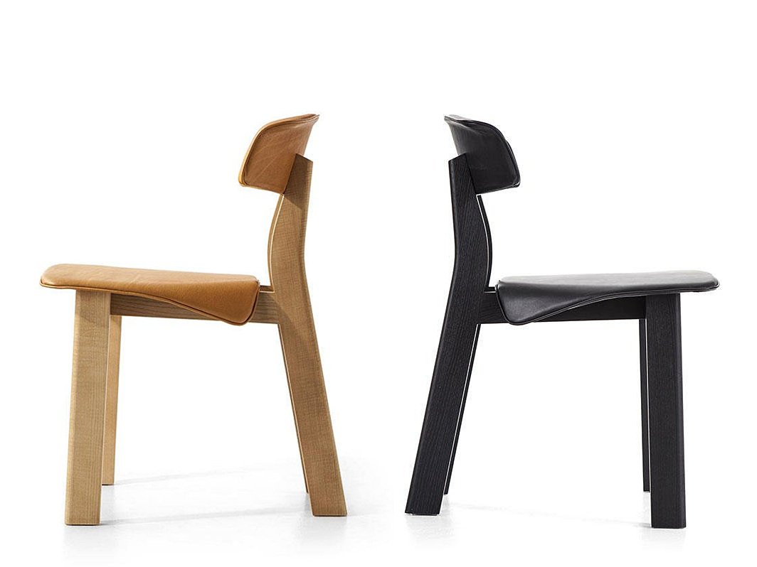 560 Back-Wing Chair | Cassina | Cassina - Designer furniture from smow
