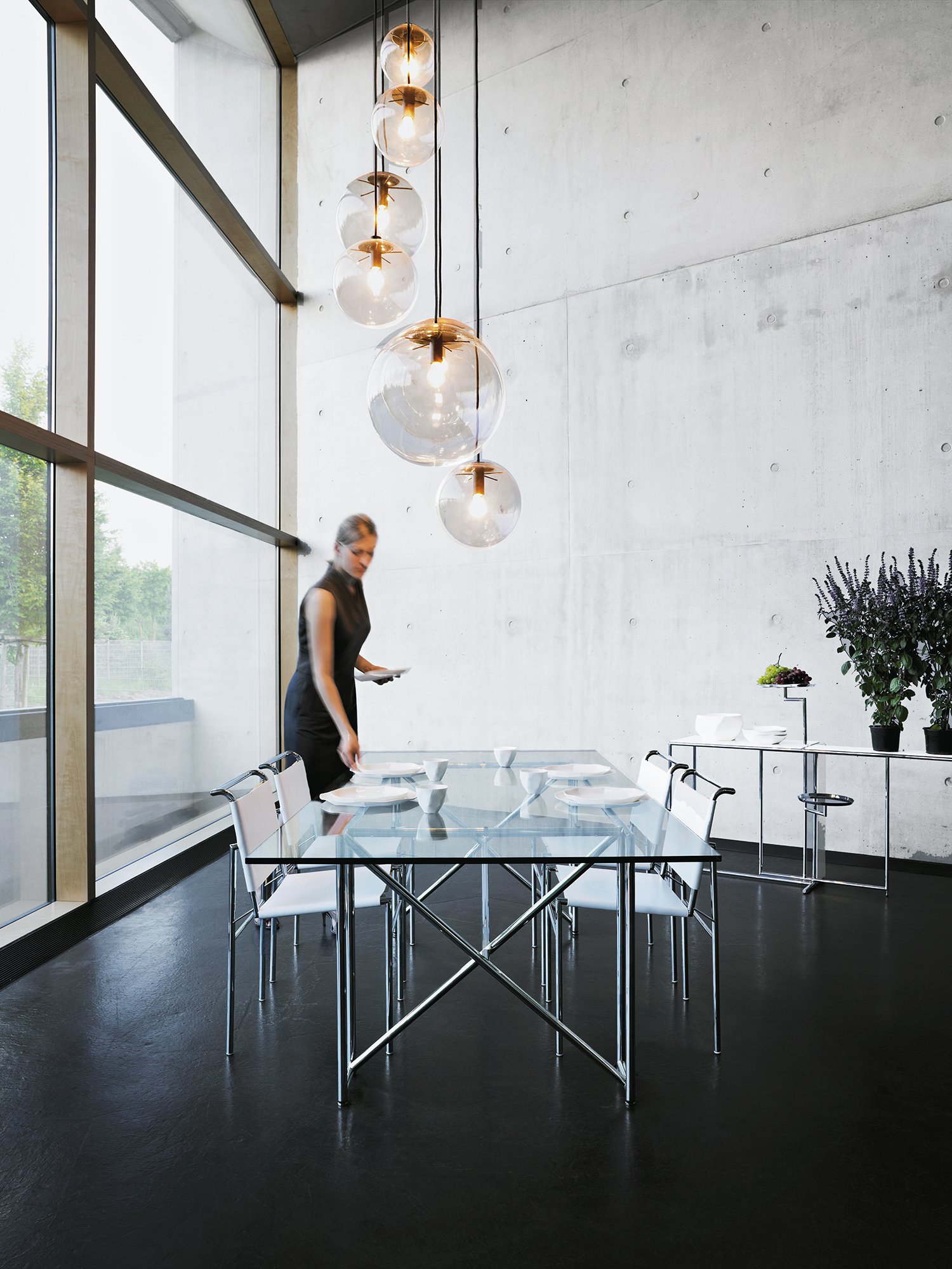 Roquebrune Chair, Black, Chrome-plated | ClassiCon | by Eileen