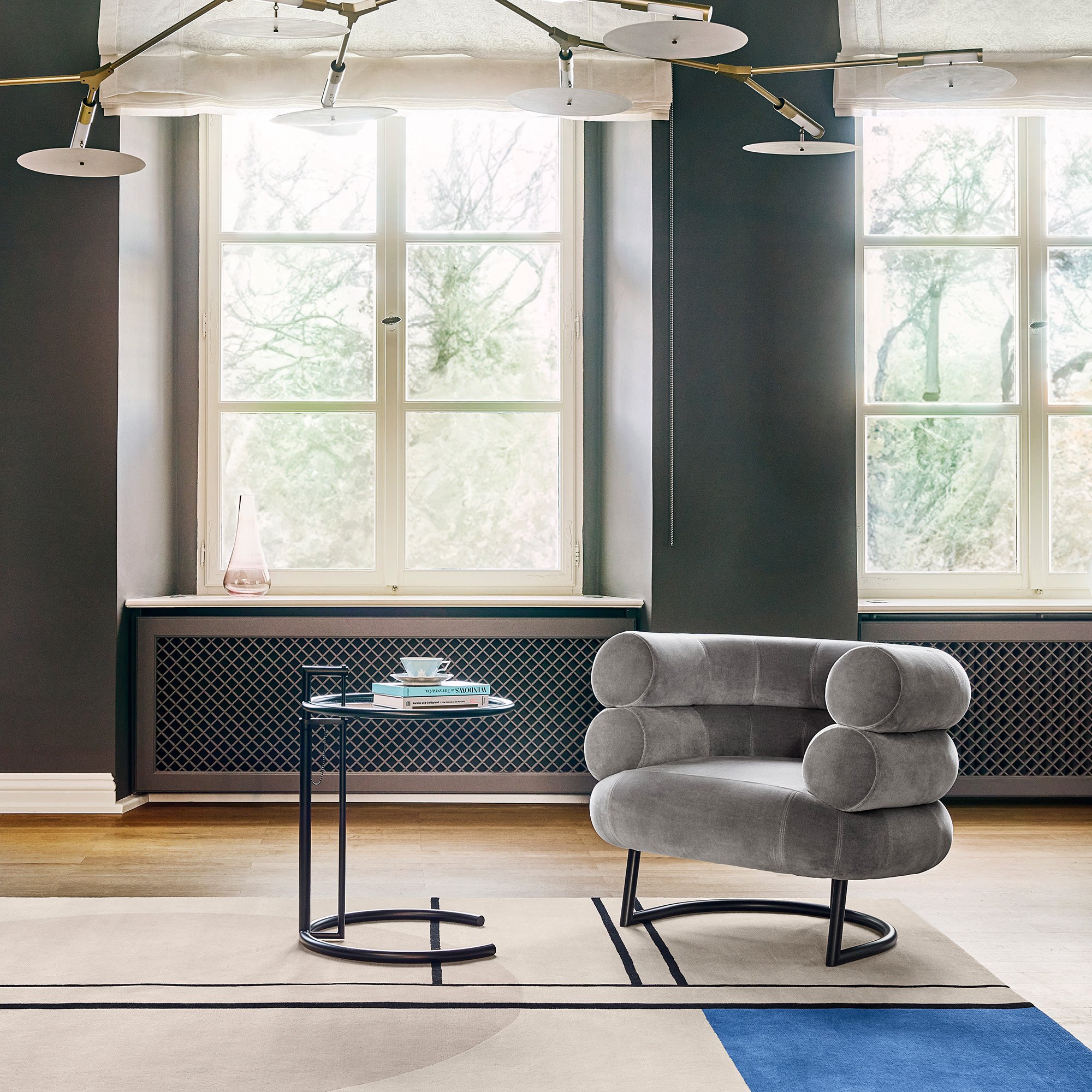 Adjustable Table E 1027 Black Version, Crystal glass clear