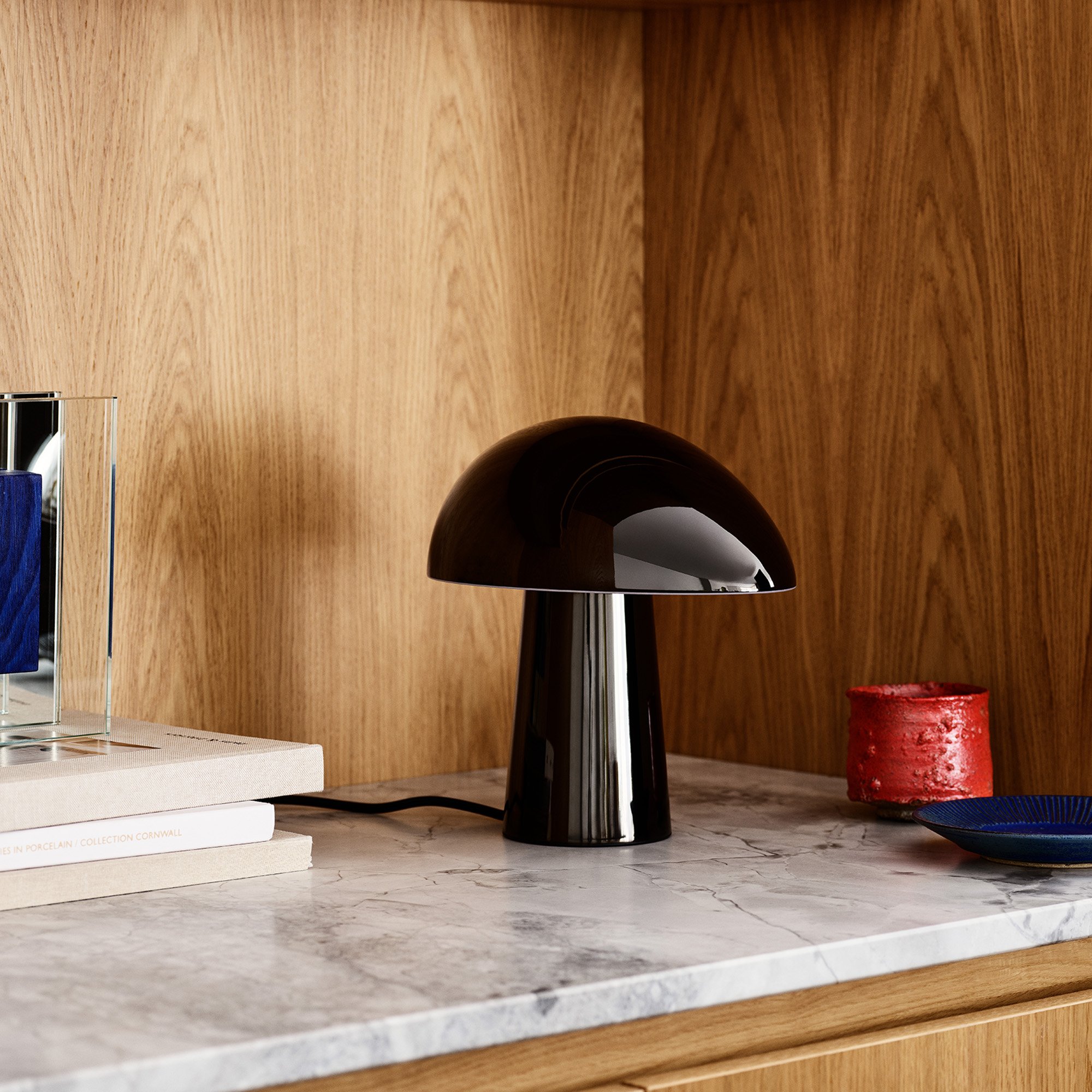 Night Owl Table Lamp, Smokey white/ash | Fritz Hansen | Table