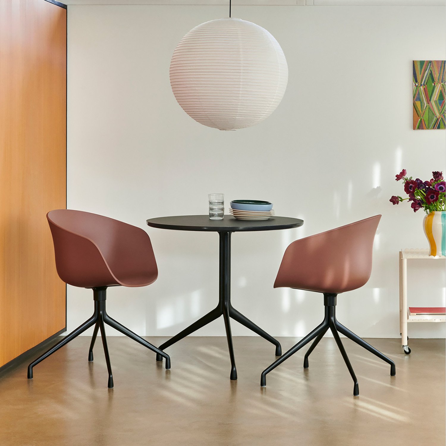 About A Chair AAC 20 Swivel Chair, Concrete grey 2.0, Black powder