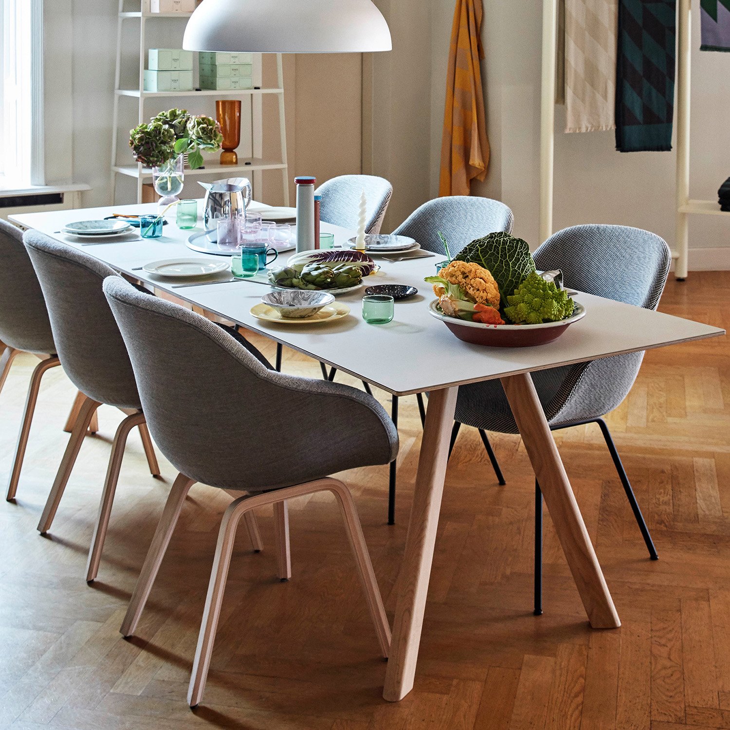 Copenhague Table CPH30, L 200 x W 90 x H 74, Lacquered oak