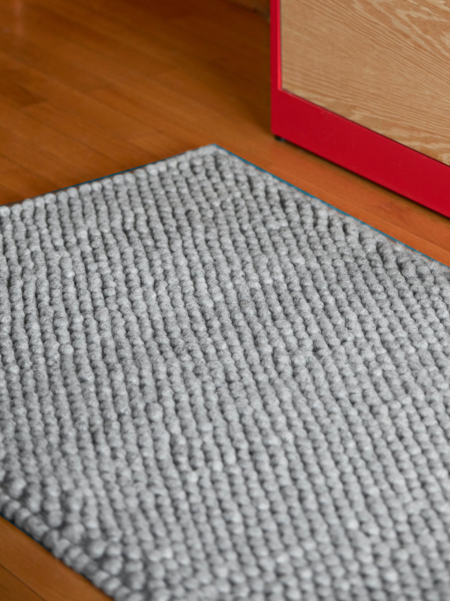 Peas Rug, L 140 x W 80 cm, Soft grey | Hay | Rugs - Designer
