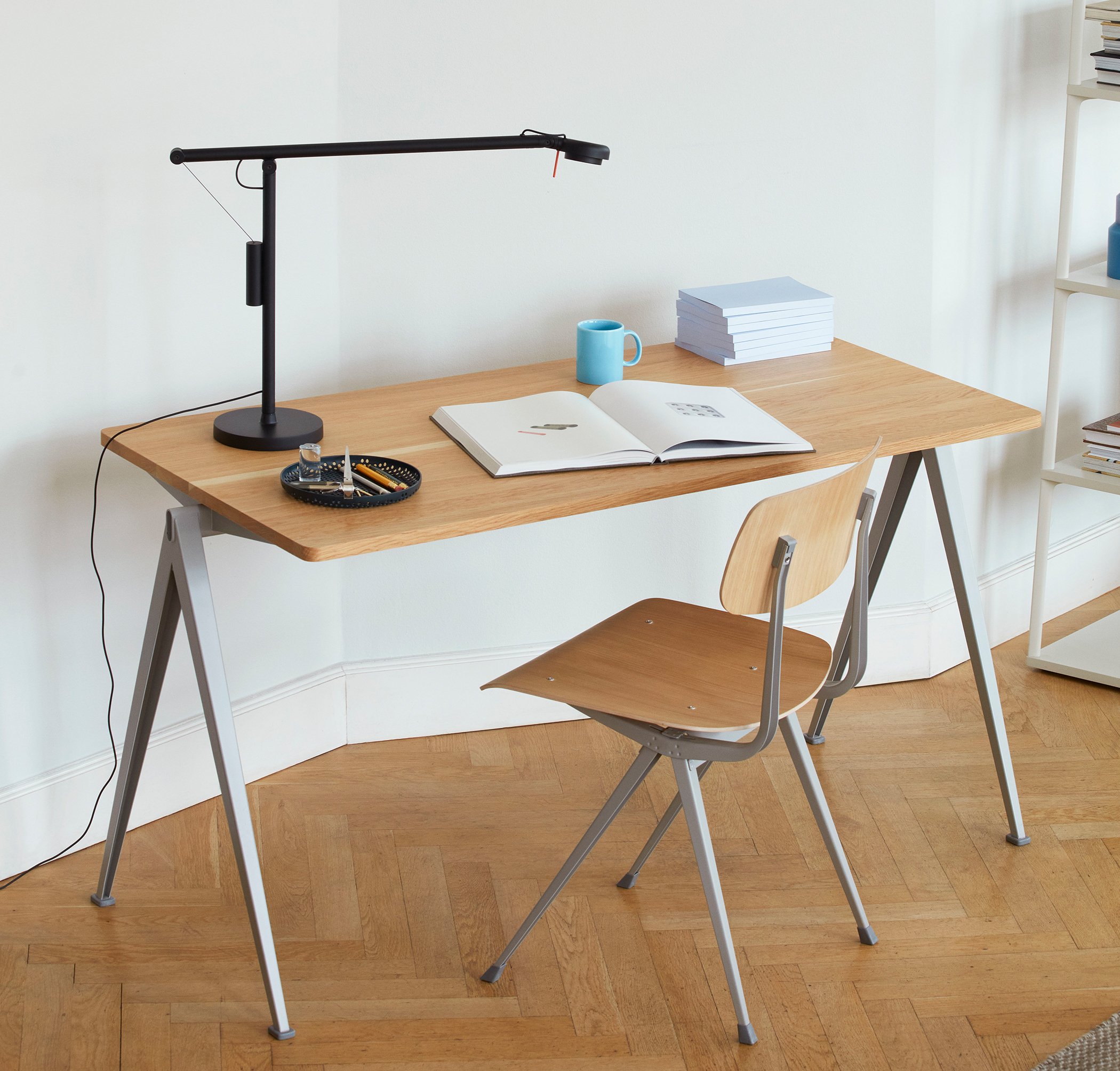 パソコンデスク HAY PYRAMID TABLE L140 x W75 x H74 HAY - Pyramid