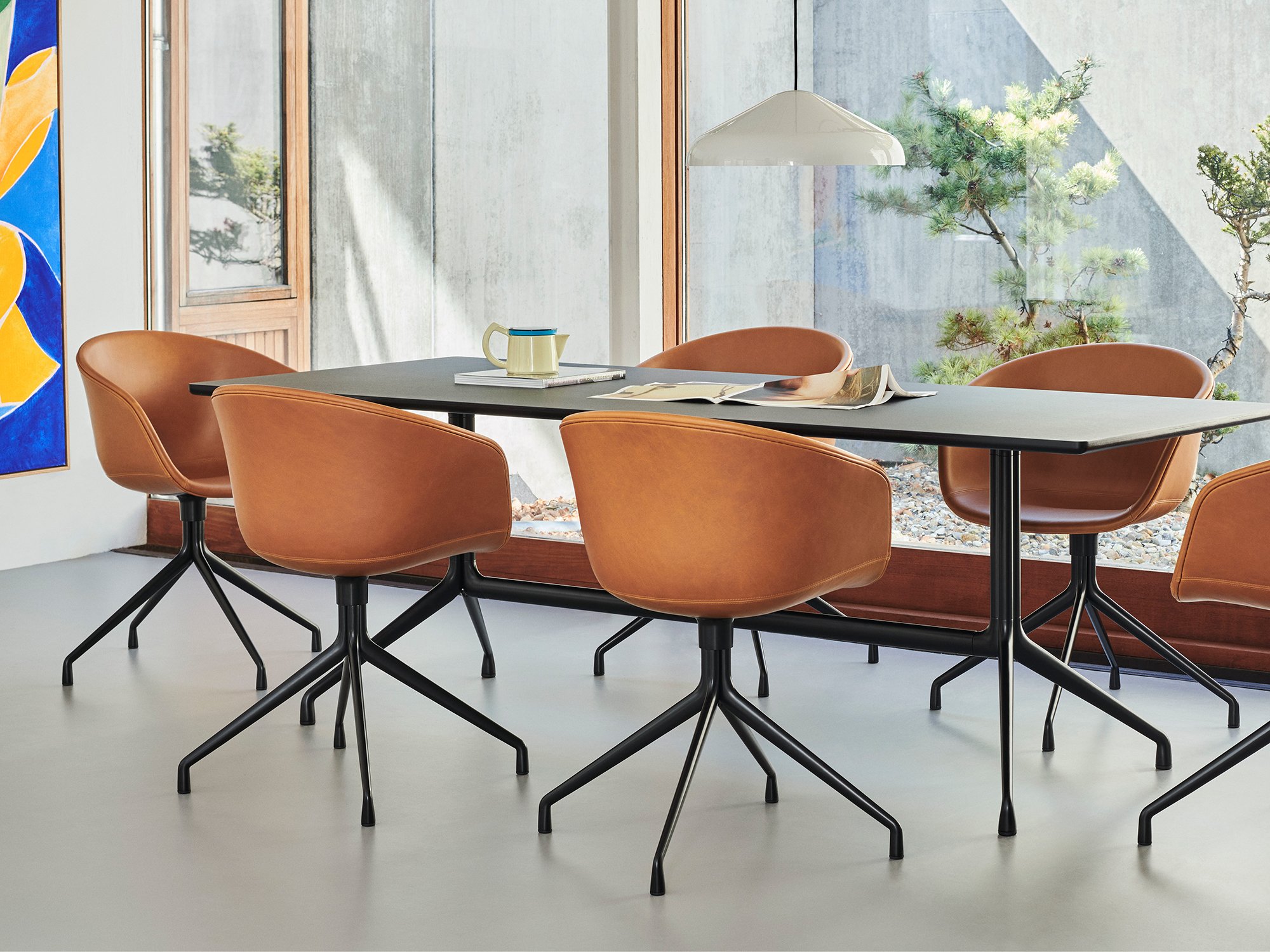 About A Chair AAC 21, Sense leather - cognac, Polished aluminium 