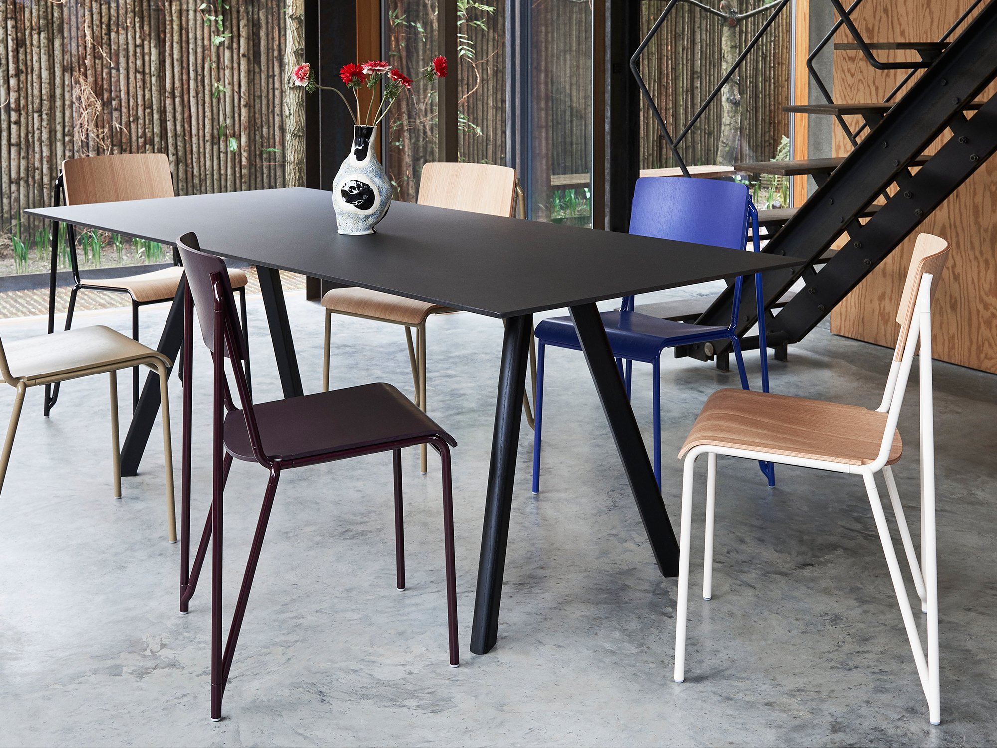 Petit Standard Chair, Black stained oak, Steel black powder Petit Standard Chair, Black stained oak, Steel black powder