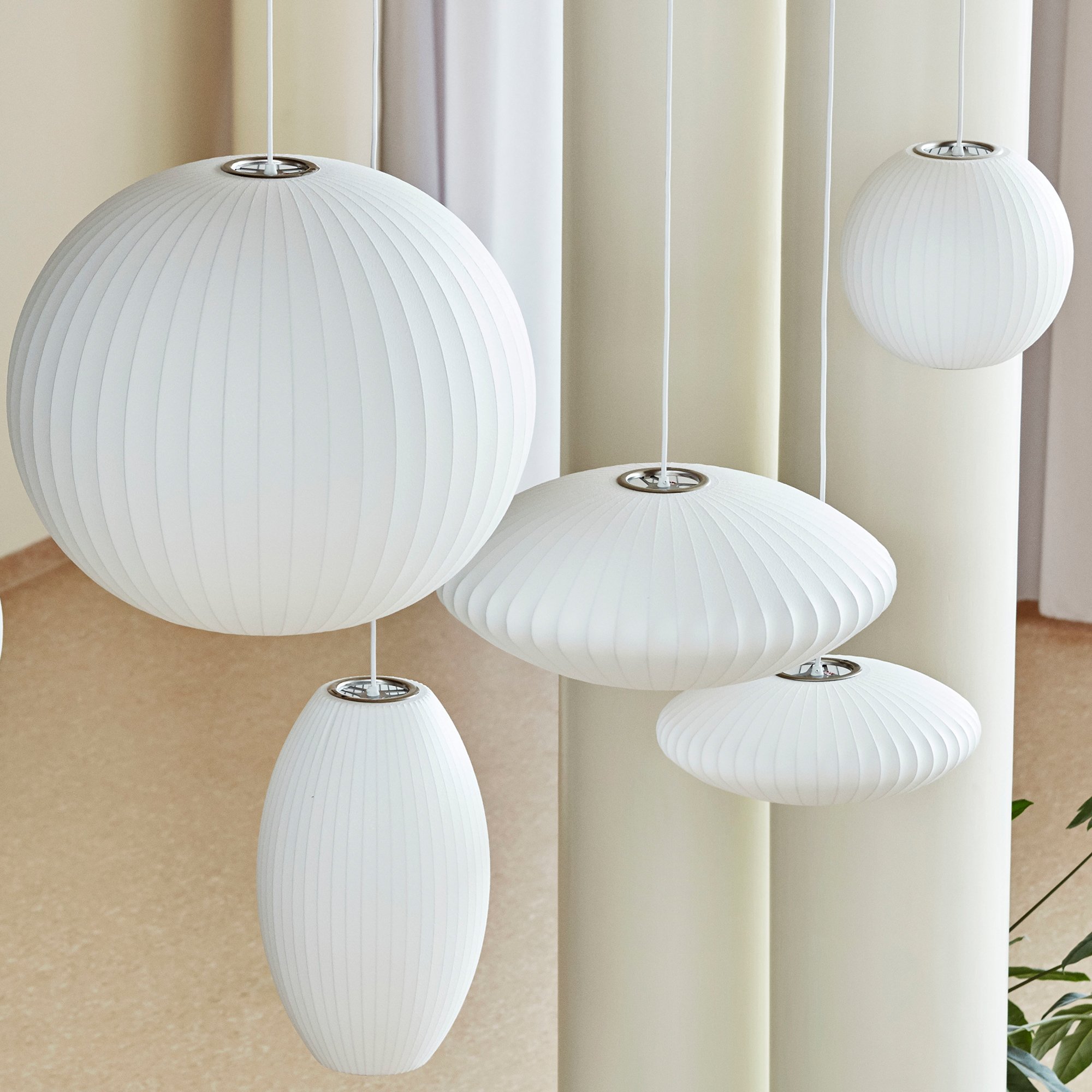 Nelson Bubble Pendant Lamp, Ball Bubble, Medium | Hay | Pendant 