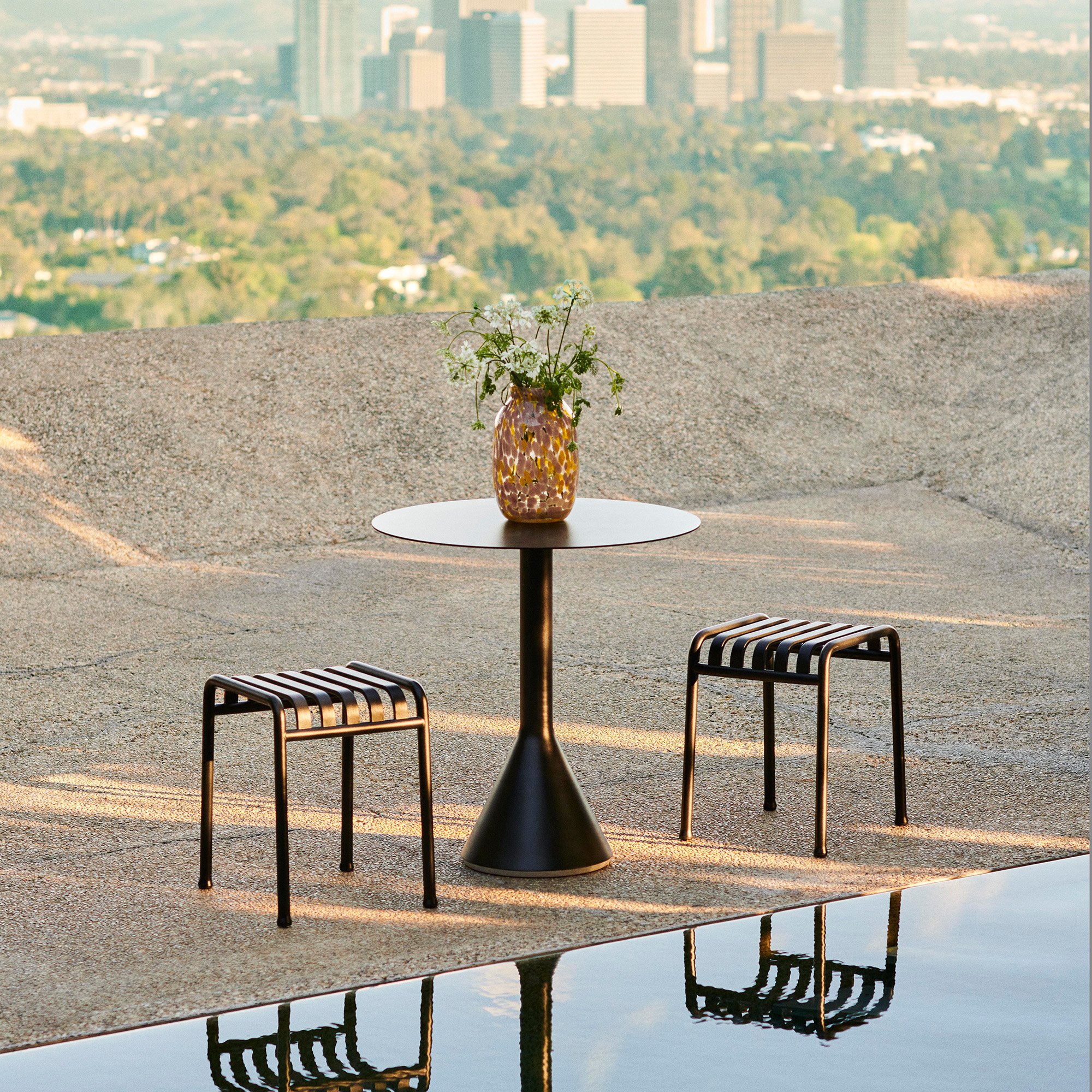 ※都内送料無料 HAY PALISSADE CONE TABLEΦ60xH105 Palissade Cone Table-Ø60 x H105-Iron red powder coated steel