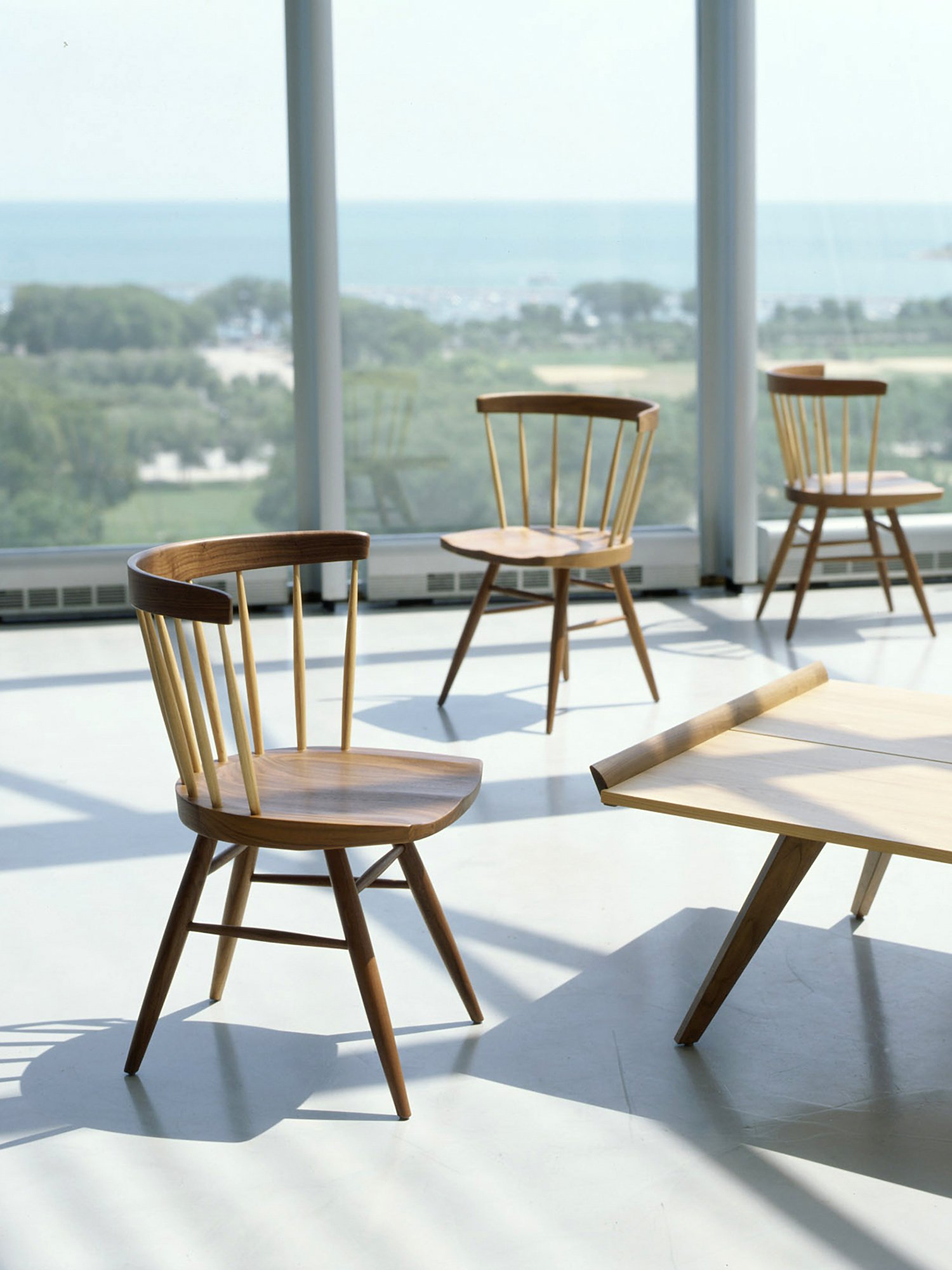 Straight Chair | Knoll International | Knoll International