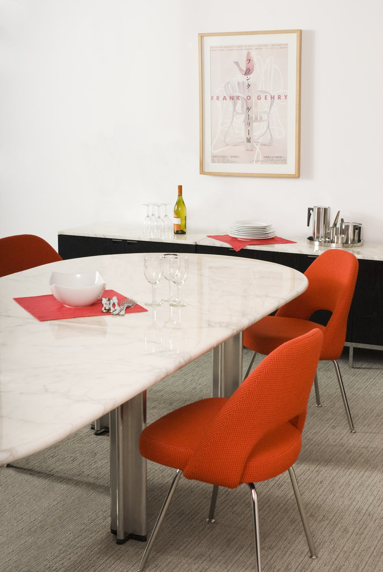 Dining Table Saarinen Executive Side Chair Saarinen Executive Side